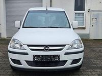 Używany Opel Combo Edition 97 KM (71 kW) 2006 Biały Minivan