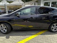 Gebraucht Ford Focus SYNC Edition 125 PS (91 kW) 2013 Schwarz Limousine