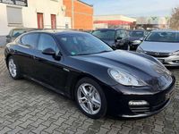 Second-hand Porsche Panamera 250 CP (183 kW) 2012 Negru Hatchback