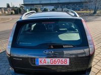 Gebraucht Ford Focus 125 PS (91 kW) 2009 Grau Kombi