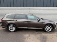 Gebraucht VW Passat Highline 150 PS (110 kW) 2016 Schwarz Kombi