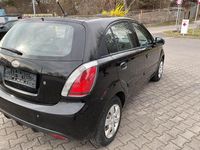 Gebraucht Kia Rio Attract 97 PS (71 kW) 2010 Schwarz Limousine