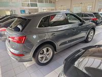 Gebraucht Audi Q5 S-Line 190 PS (139 kW) 2019 Grau SUV