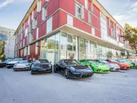 Neu Porsche Cayenne Black Edition 354 PS (260 kW) 2026 Rot SUV
