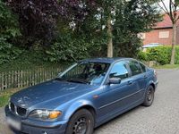 Gebraucht BMW 318 116 PS (85 kW) 2001 Blau Limousine