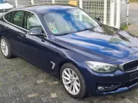 Gebraucht BMW 320 Sport Line 190 PS (139 kW) 2019 Blau Limousine
