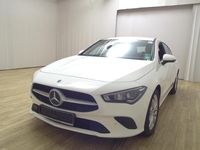 Gebraucht Mercedes CLA200 Shooting Brake 150 PS (110 kW) 2022 Weiss Kombi