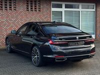 Gebraucht BMW 740 340 PS (250 kW) 2020 Saphirschwarz Limousine