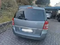 Gebraucht Opel Zafira Edition 110 PS (80 kW) 2009 Silber Van / Kleinbus