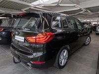 Gebraucht BMW 218 Advantage 150 PS (110 kW) 2023 Schwarz Van / Kleinbus