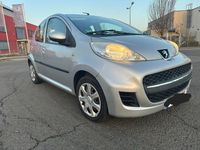 Gebraucht Peugeot 107 68 PS (50 kW) 2009 Silber Kleinwagen