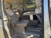 Gebraucht VW Multivan Style 150 PS (110 kW) 2024 Silber Van