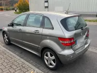 Gebraucht Mercedes B170 116 PS (85 kW) 2007 Braun Van / Kleinbus