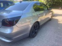 Gebraucht BMW 520 170 PS (125 kW) 2004 Grau Limousine