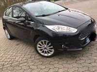 gebraucht Ford Fiesta individual mit Navi, Klima, AHK, EZ: 7/2013