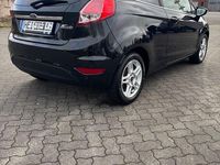 Gebraucht Ford Fiesta 95 PS (69 kW) 2013 Schwarz Kleinwagen