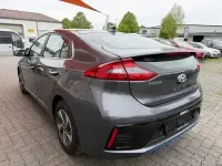 Gebraucht Hyundai Ioniq Style 105 PS (77 kW) 2019 Iron grey (metallic) Kleinwagen