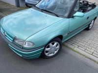 Gebraucht Opel Astra Cabriolet Edition 71 PS (52 kW) 1996 Grün Cabrio