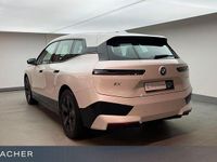 Gebraucht BMW iX Performance 384 kW (523 PS) 2025 Mineralweiß metallic SUV