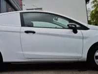 Gebraucht Ford Fiesta 82 PS (60 kW) 2011 Weiß Van / Kleinbus
