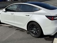 Gebraucht Tesla Model 3 Long Range RWD 235 kW (320 PS) 2024 Weiß Limousine