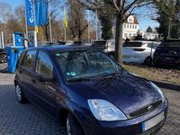 Gebraucht Ford Fiesta 69 PS (50 kW) 2002 Blau Kleinwagen