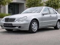 Gebraucht Mercedes C220 Elegance 143 PS (105 kW) 2001 477 Limousine