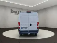 Gebraucht Peugeot Boxer 140 PS (102 kW) 2026 Kaolin weiß Van
