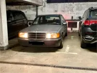 Gebraucht Mercedes 190 132 PS (97 kW) 1991 Grau Limousine