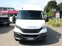 Gebraucht Iveco Daily 155 PS (114 kW) 2024 Weiß ic 194 Van