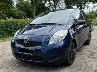 Gebraucht Toyota Yaris 69 PS (50 kW) 2010 Blau Kleinwagen