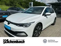 Gebraucht VW Golf VIII Move 150 PS (110 kW) 2023 Oryxweiß perleffekt Limousine