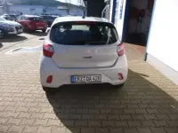 Gebraucht Hyundai i10 Trend 63 PS (46 kW) 2025 Silber Kleinwagen