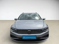 Używany VW Passat Conceptline 150 KM (110 kW) 2023 Srebrny Kombi
