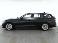 Gebraucht BMW 330 Luxury Line 252 PS (185 kW) 2021 Schwarz Limousine