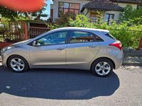 Gebraucht Hyundai i30 Passion 135 PS (99 kW) 2017 Beige Limousine