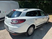 Gebraucht Renault Mégane III Dynamique 150 PS (110 kW) 2011 Weiß Kombi