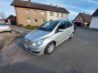 Gebraucht Mercedes B160 95 PS (69 kW) 2010 Silber Van / Kleinbus