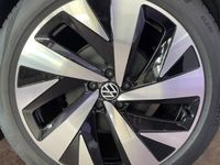 gebraucht VW ID5 128 kW PRO BASIS 20'' AHK NAVI SITZHEIZUNG V. DESI