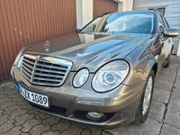 Gebraucht Mercedes E220 Classic 170 PS (125 kW) 2008 Beige Kombi