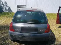 Używany Renault Clio II 75 KM (55 kW) 2000 Szary Hatchback