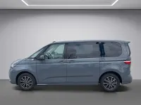Gebraucht VW Multivan Basis 150 PS (110 kW) 2022 Pure grey Van / Kleinbus