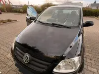 Gebraucht VW Fox 60 PS (44 kW) 2011 Schwarz Kleinwagen