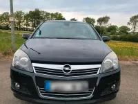 Gebraucht Opel Astra 90 PS (66 kW) 2009 Schwarz Kleinwagen