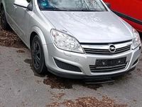 Gebraucht Opel Astra 105 PS (77 kW) 2008 Silber Kombi