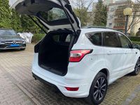 Gebraucht Ford Kuga ST-Line 175 PS (128 kW) 2018 Weiß SUV
