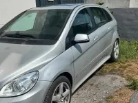Gebraucht Mercedes B200 140 PS (102 kW) 2010 Silber Van / Kleinbus