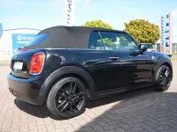 Käytetty Mini One Cabriolet 102 HP (75 kW) 2019 Musta Avoauto
