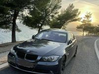 Gebraucht BMW 325 218 PS (160 kW) 2004 Grau Limousine