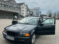 Gebraucht BMW 323 170 PS (125 kW) 1998 Blau Limousine